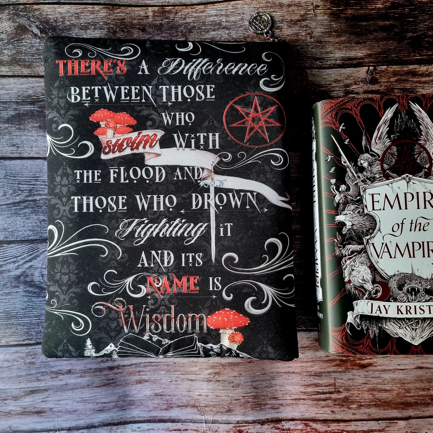 Silversaint -extra-large HARDCOVER sized zip booksleeve