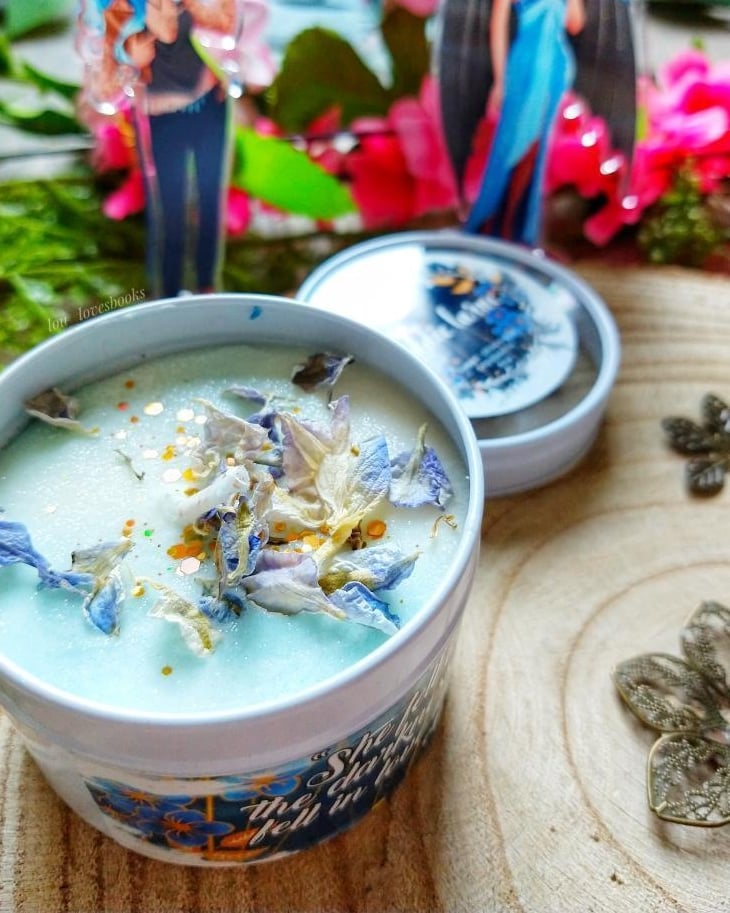 Addie Larue inspired candle tin - chocolate croissant